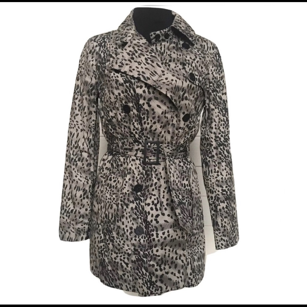 Walter By Walter Baker Short Trench Coat. Size S
